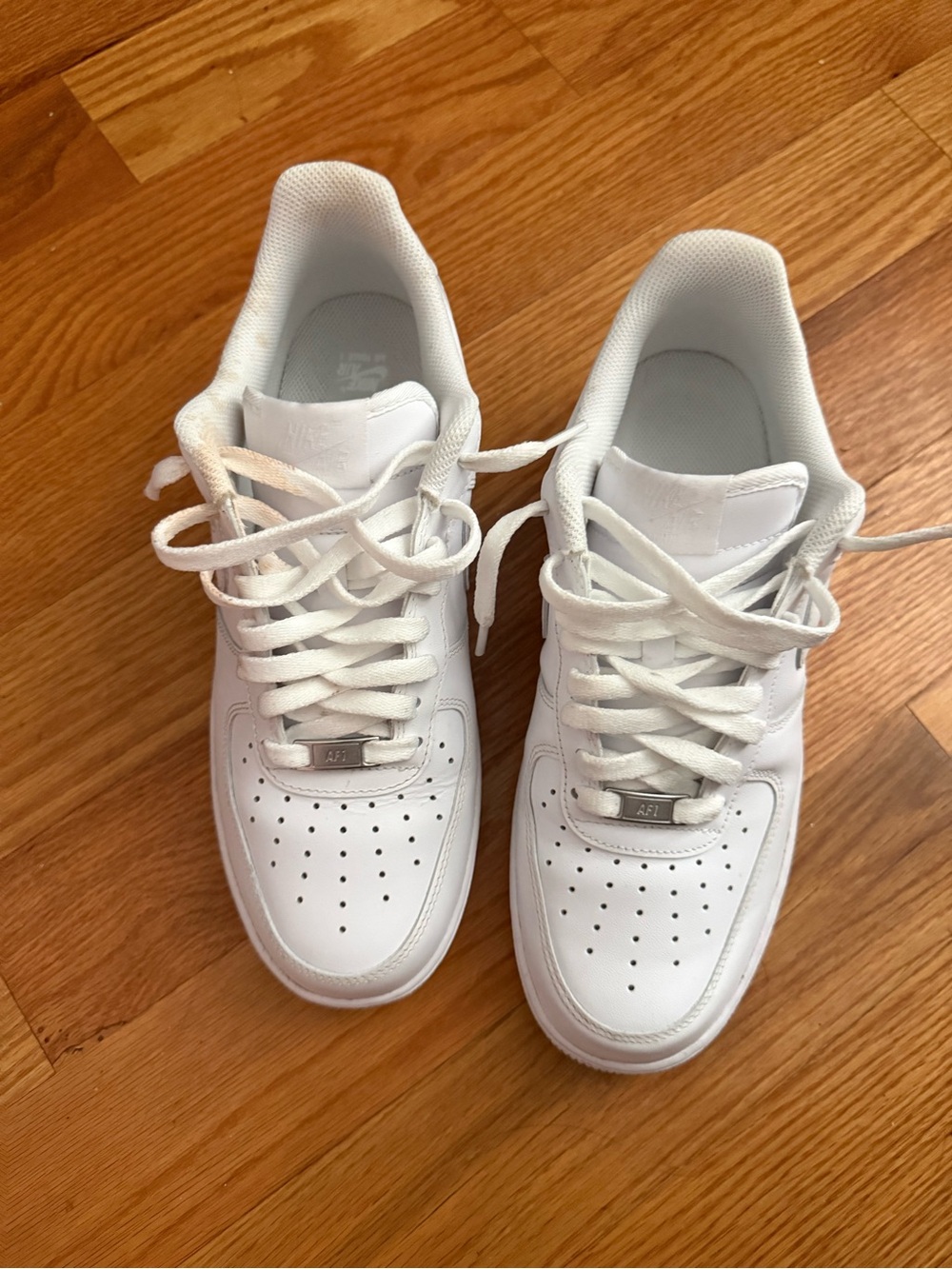 Classic White Leather Sneakers - Clean Everyday Style